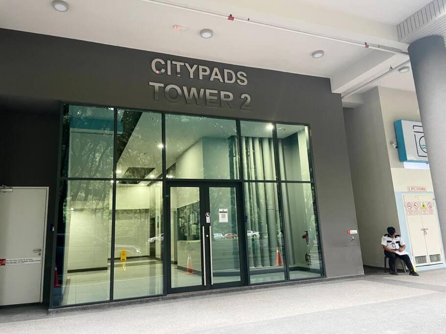 شقة Jesselton Quay,2Br,4-5Pax,Mountain View كوتا كينابالو المظهر الخارجي الصورة